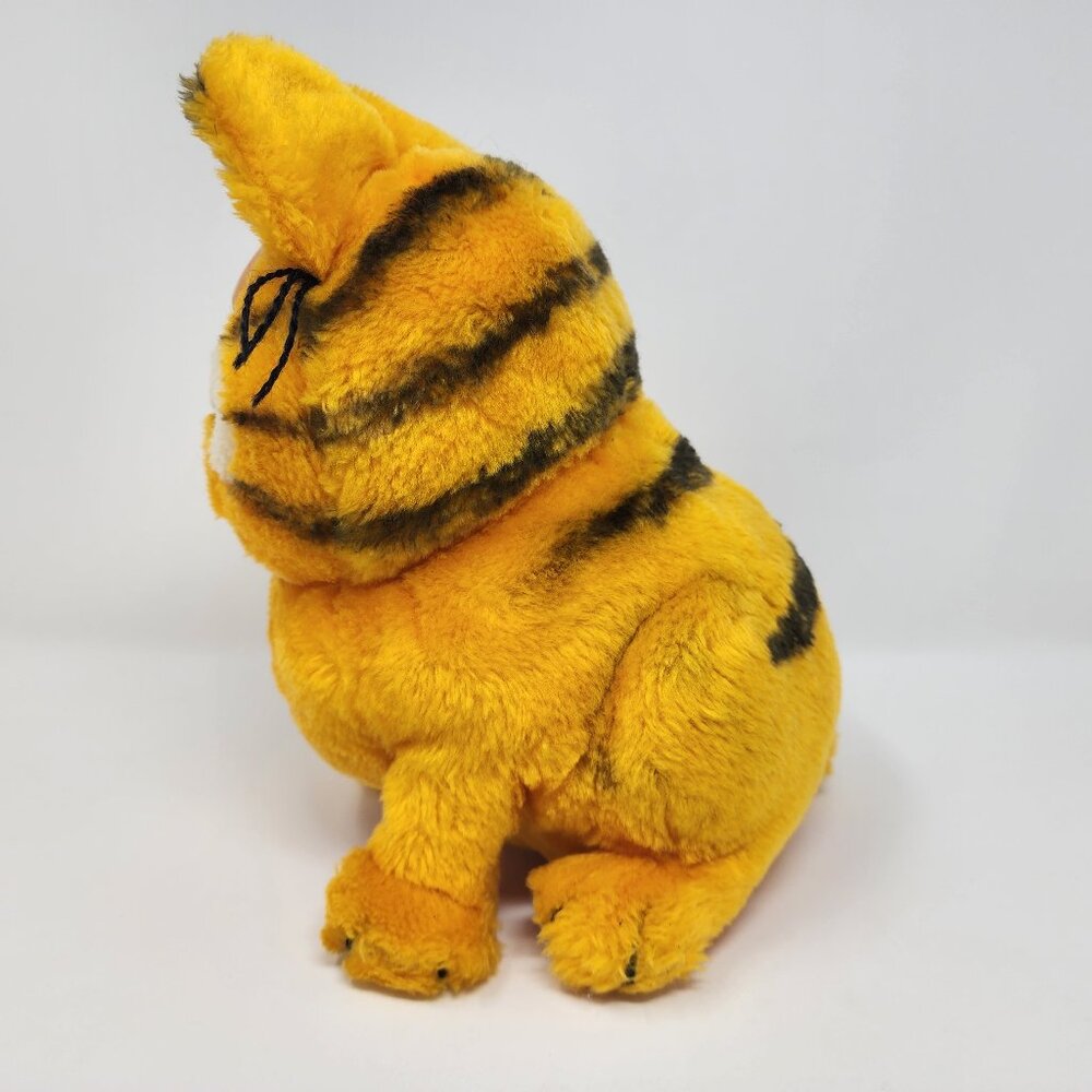 Vtg 1981 Dakin Garfield Cat Sitting 9" Plush Shredded Clippings Stuffed Animal - Picture 7 of 15
